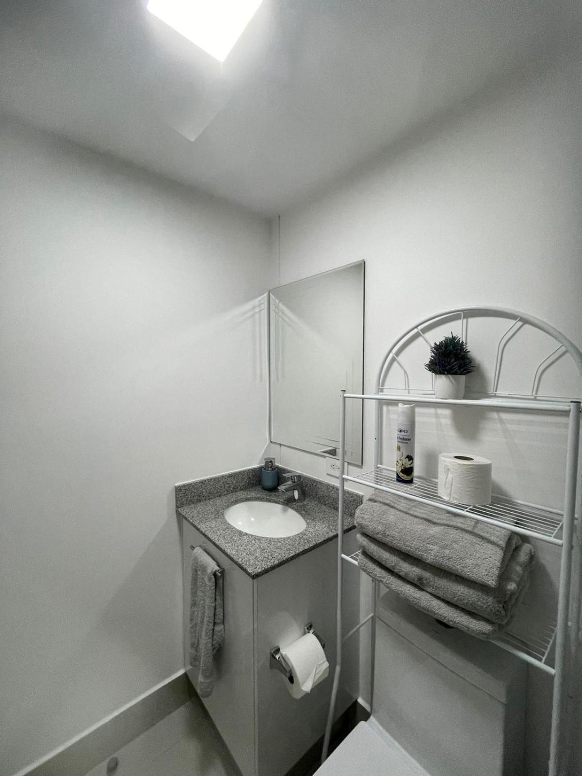 Ifreses, Study Full Equipped Whith Pool, Air- Conditioning, Spectacular View Of The City, Parking With Additional Payment Curridabat Værelse billede